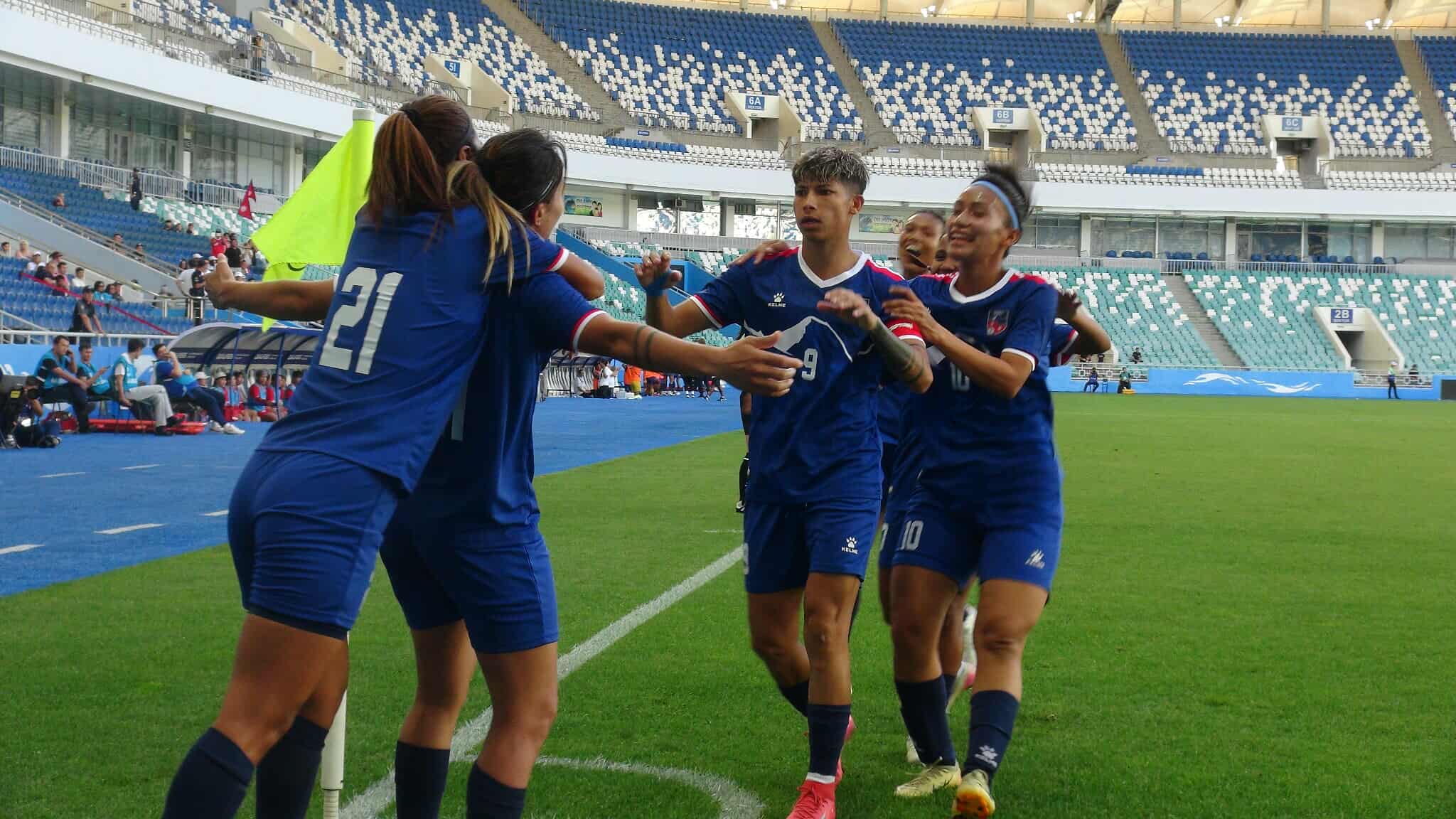 नेपाली महिला फुटबल टोलीले भारतसँग मैत्रीपूर्ण खेल खेल्ने